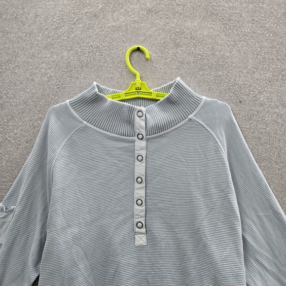 FP Movement Women Sweatshirt S/P Light Blue So Fly Henley Snap Button - Picture 6 of 10